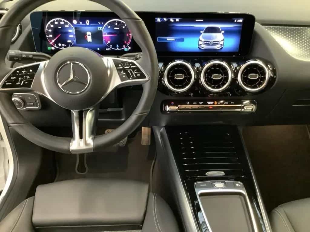 Mercedes-Benz GLA-Class d 4M Progressive/Off-Road/LED/Kamera/ 11/2024-photo-11