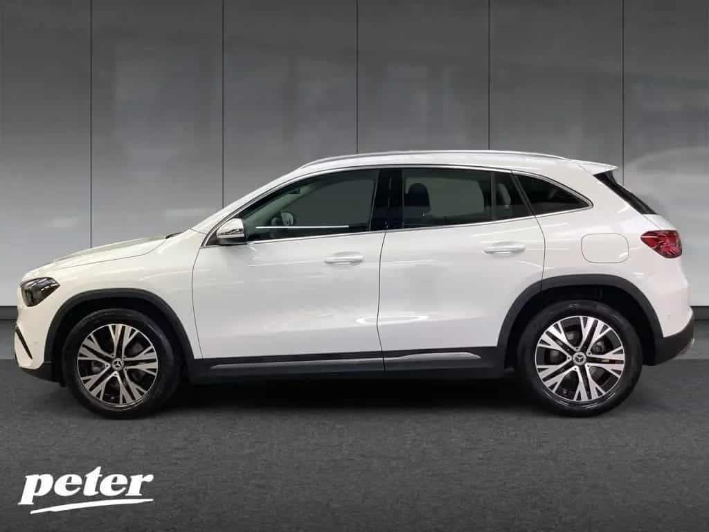 Mercedes-Benz GLA-Class d 4M Progressive/Off-Road/LED/Kamera/ 11/2024-photo-18
