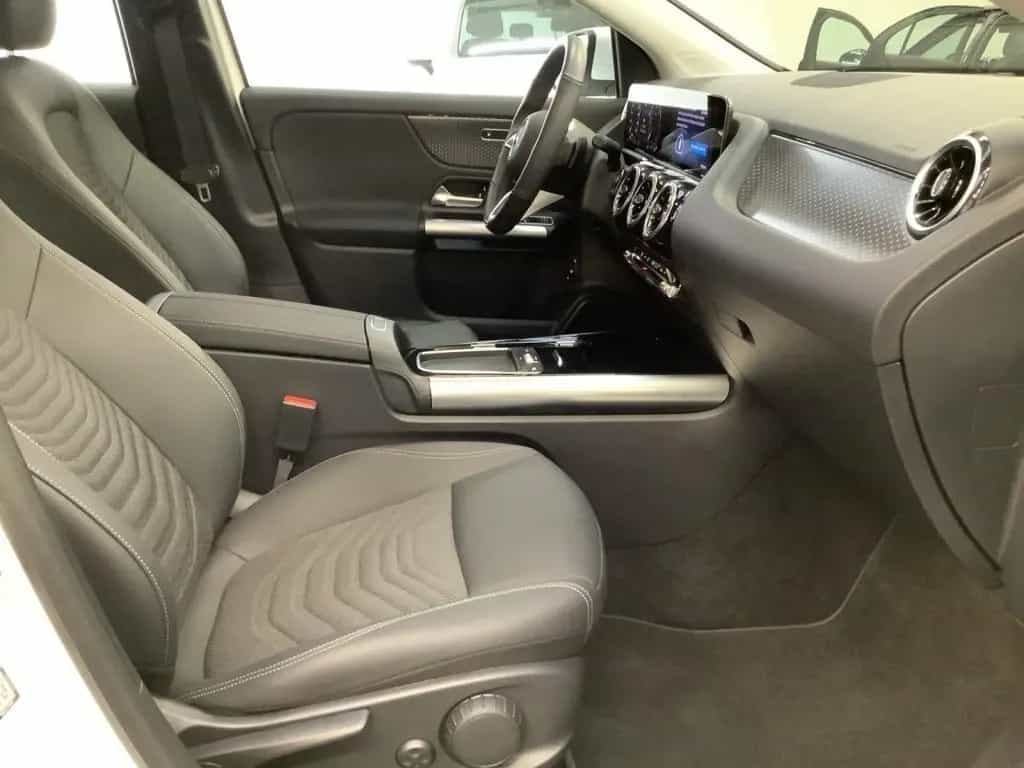Mercedes-Benz GLA-Class d 4M Progressive/Off-Road/LED/Kamera/ 11/2024-photo-5