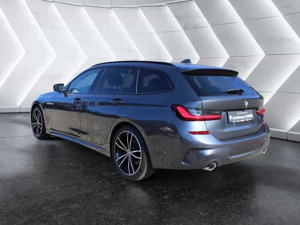 BMW 3 Series 320d xDrive M Sport 10/2021-photo-2