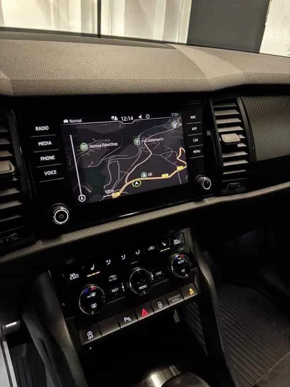 Skoda Kodiaq Sportline 4x4*VIRTUAL*KAMERA*AHK* 08/2020-photo-14
