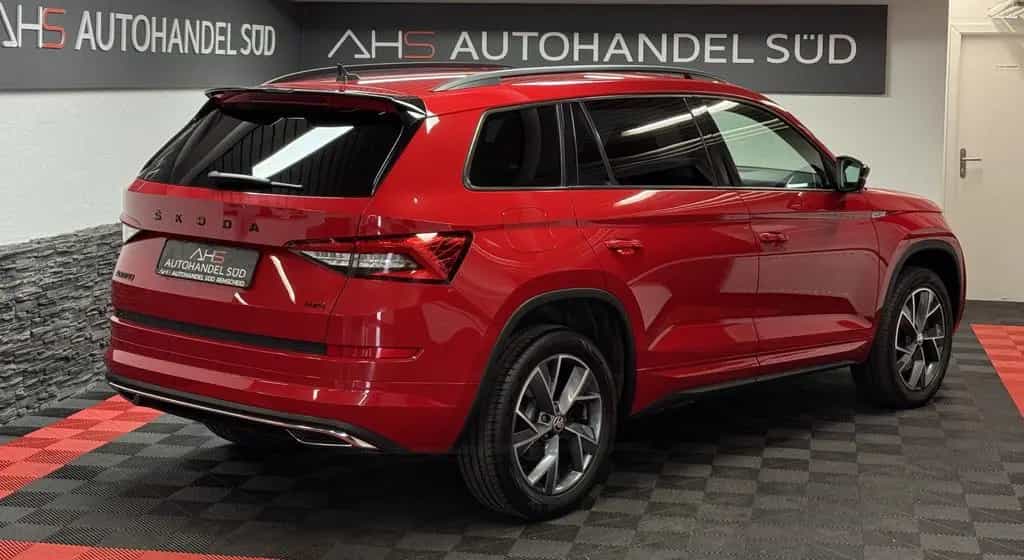 Skoda Kodiaq Sportline 4x4*VIRTUAL*KAMERA*AHK* 08/2020-photo-4