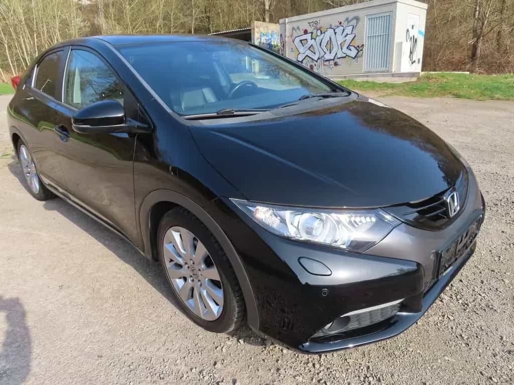 Honda Civic AUTOMATIK 1.8 Executive 62000km 04/2012-photo-0