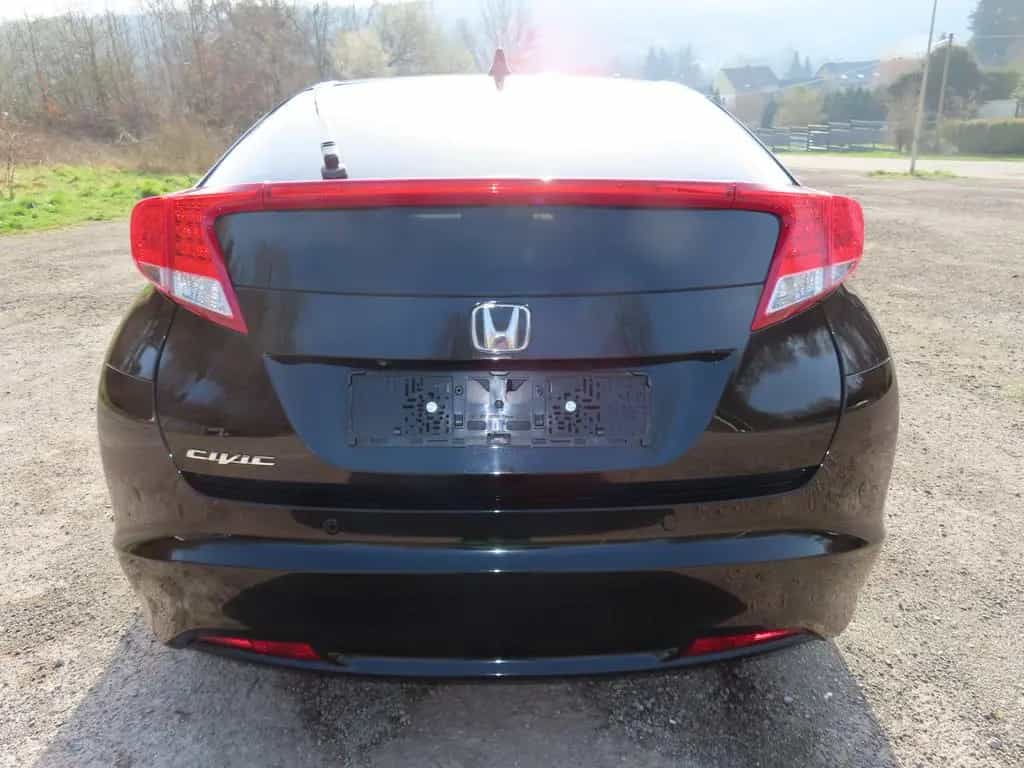 Honda Civic AUTOMATIK 1.8 Executive 62000km 04/2012-photo-3