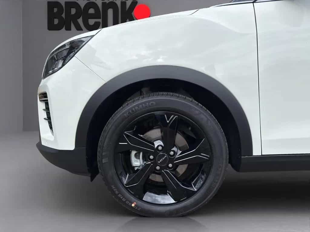 KGM Tivoli Nomad+ 1.5 2WD *LED/SHZ/RFK/App/PDC* null-photo-14
