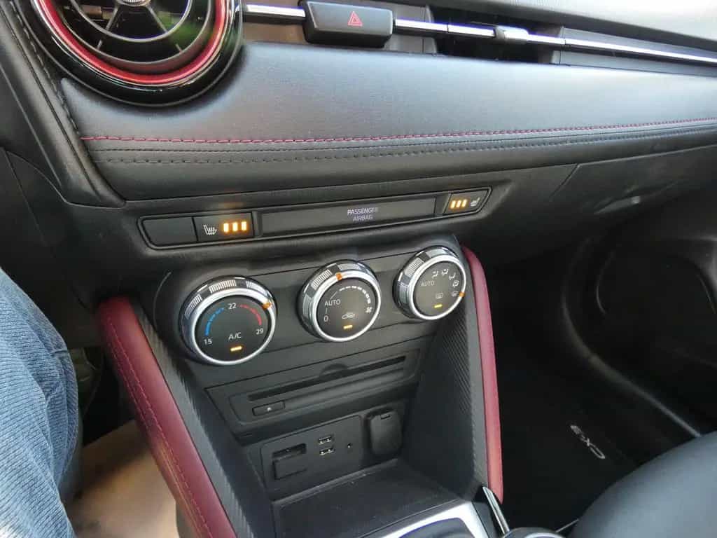 Mazda CX-3 Sports-Line AWD *LED*RCam*Leder* 07/2017-photo-14