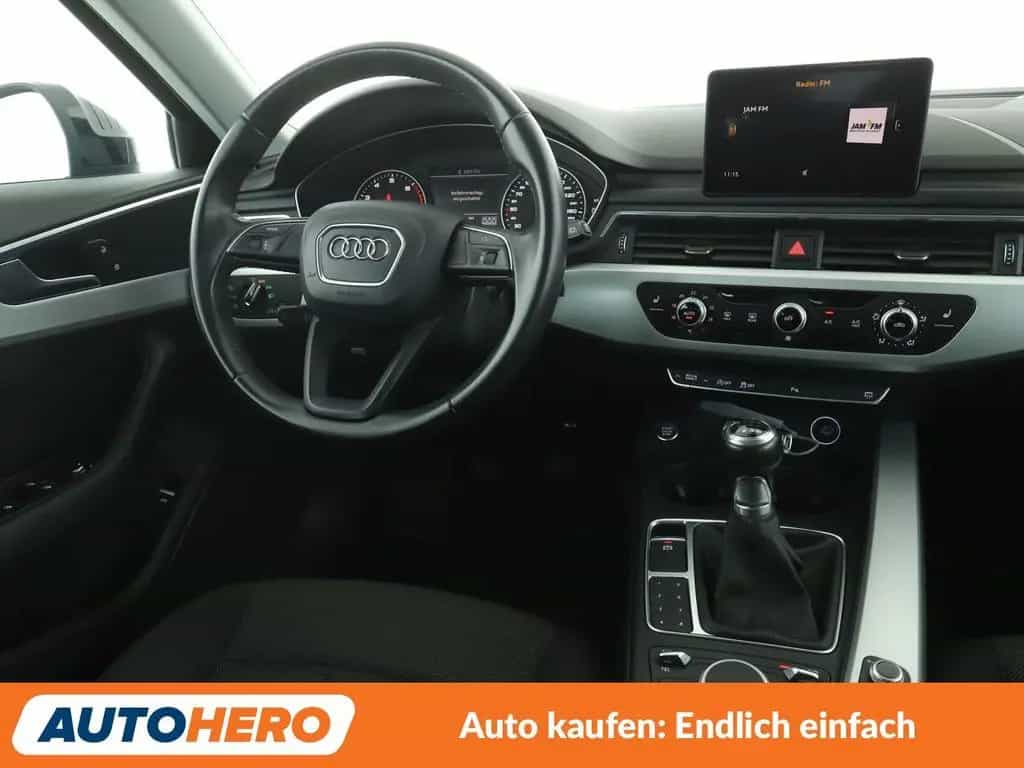 Audi A4 2.0 TFSI Ultra *XENON*PDC*SHZ*TEMPO*ALU*KLIMA 10/2016-photo-11