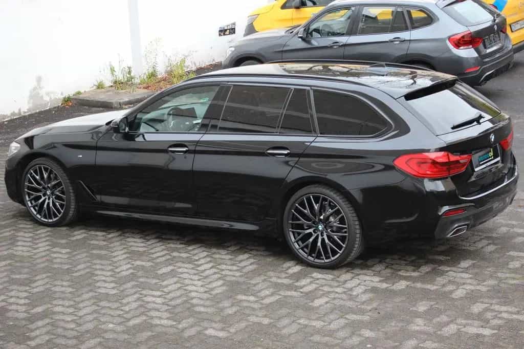 BMW 520 d Touring M-Paket | Leder | ACC | Memory 08/2017-photo-1