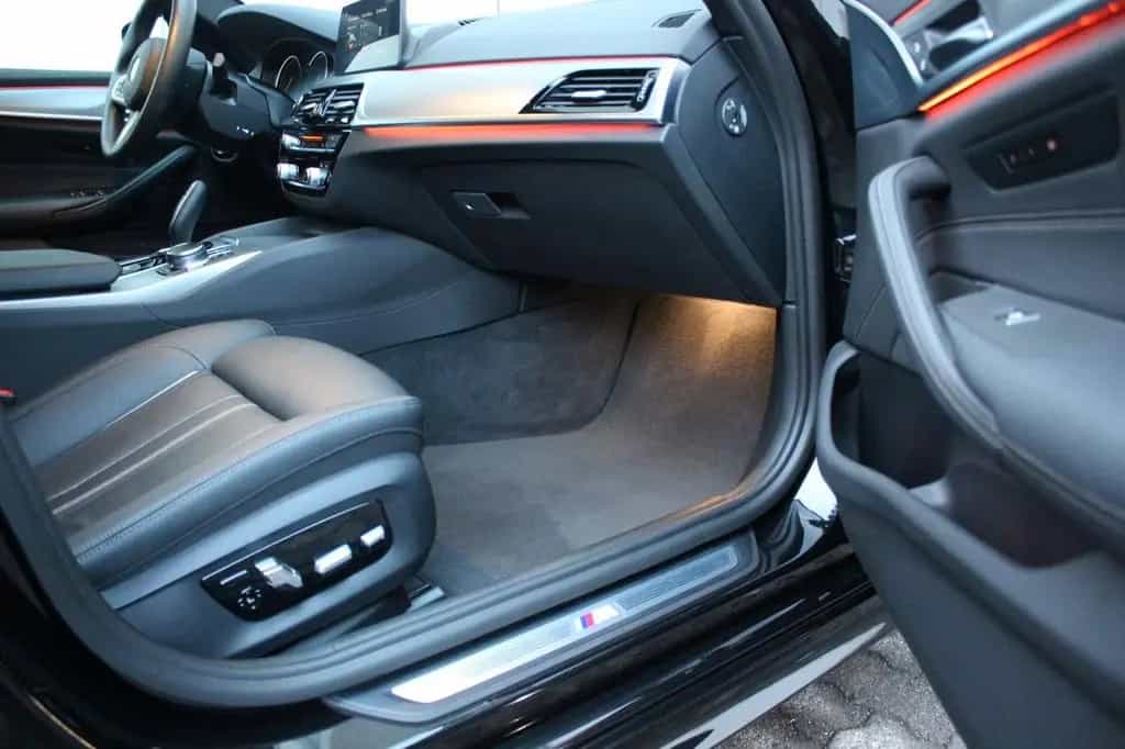 BMW 520 d Touring M-Paket | Leder | ACC | Memory 08/2017-photo-11