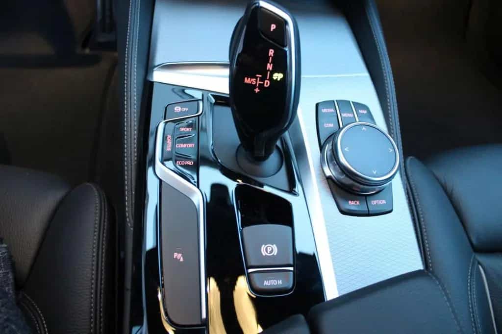 BMW 520 d Touring M-Paket | Leder | ACC | Memory 08/2017-photo-13