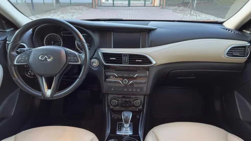 Infiniti QX30 2.2d DCT AWD Premium Tech Premium Tech 12/2016-photo-6