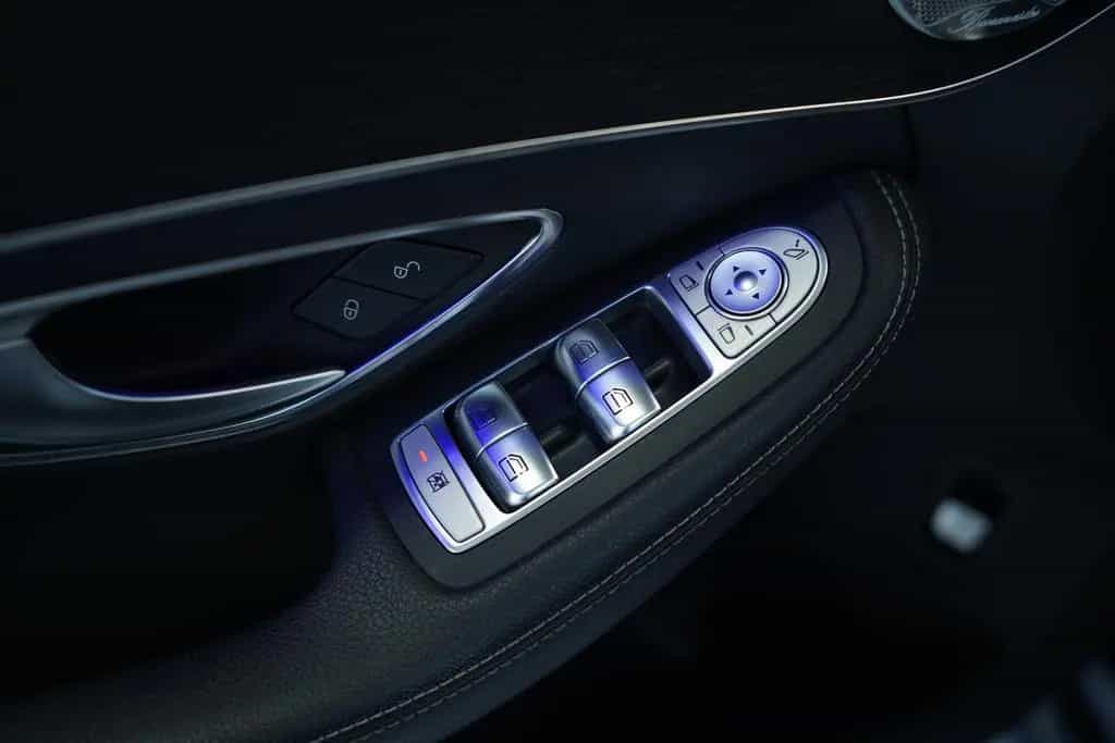 Mercedes-Benz C 200 T 9G-Tr. 4Matic AMG Line *Pano *Widescreen 02/2019-photo-23