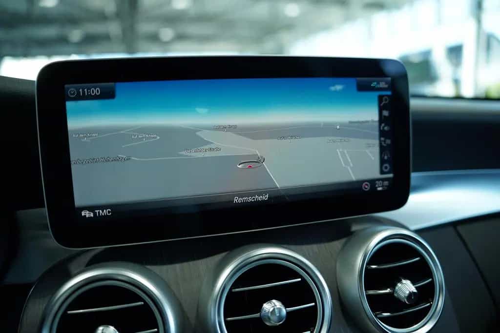 Mercedes-Benz C 200 T 9G-Tr. 4Matic AMG Line *Pano *Widescreen 02/2019-photo-28