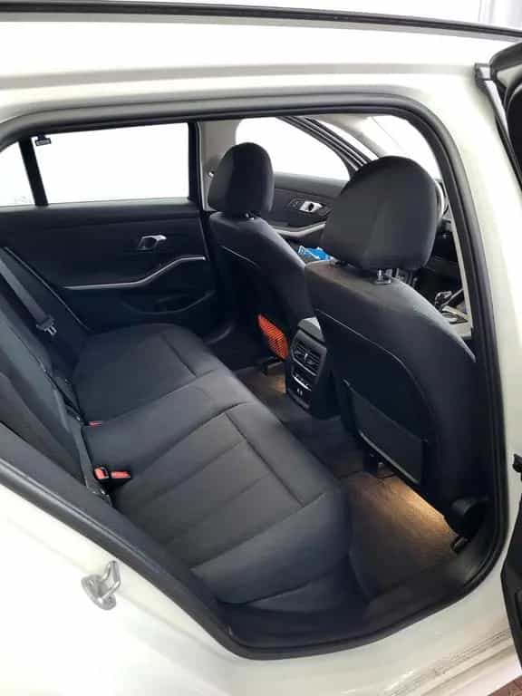 BMW 320 d xDrive Touring Business Line Auto 07/2020-photo-4