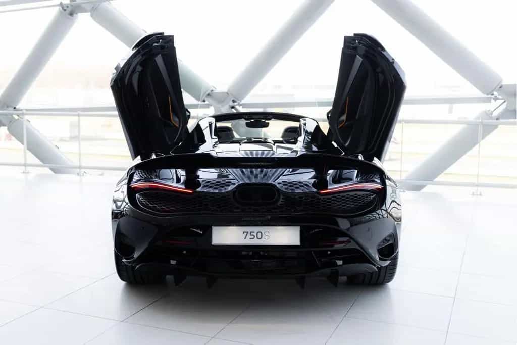 McLaren 750S Spider 4.0 V8 | Electrochromic Roof | MY202 null-photo-10