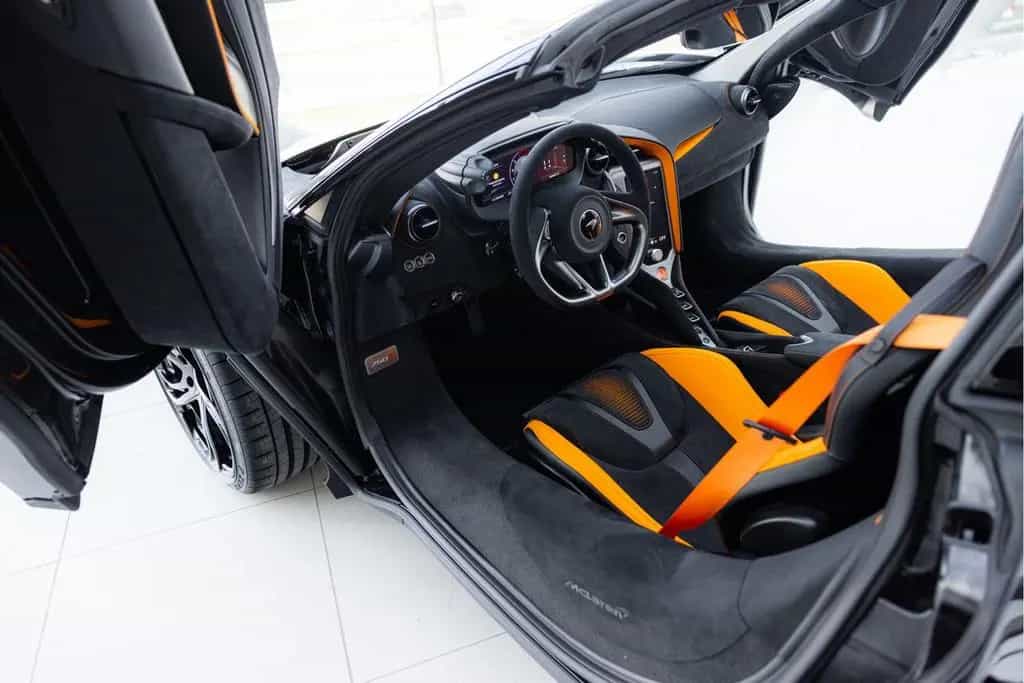 McLaren 750S Spider 4.0 V8 | Electrochromic Roof | MY202 null-photo-2