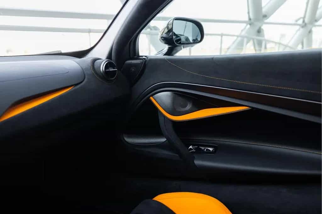 McLaren 750S Spider 4.0 V8 | Electrochromic Roof | MY202 null-photo-20
