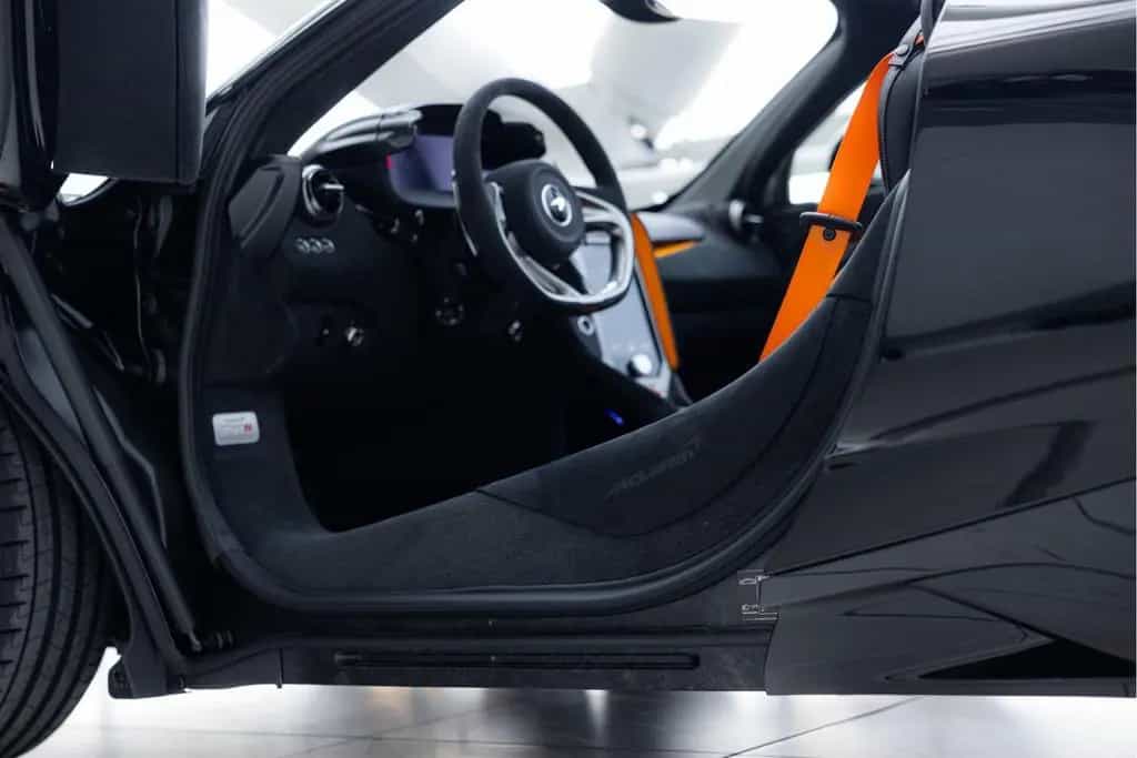 McLaren 750S Spider 4.0 V8 | Electrochromic Roof | MY202 null-photo-47