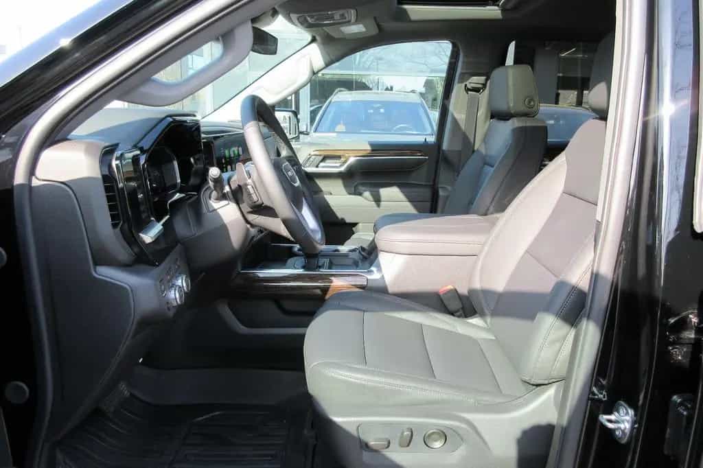 Chevrolet Sierra 3.0 Elevation Black Pack X31 Mod ´26 neu! null-photo-4