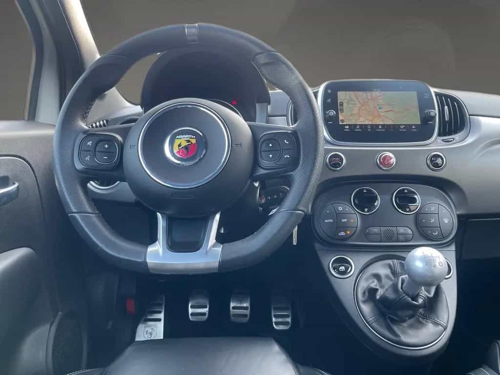 Abarth 595 Turismo Touchscreen 7 Navi Apple CarPlay PDC 12/2019-photo-9