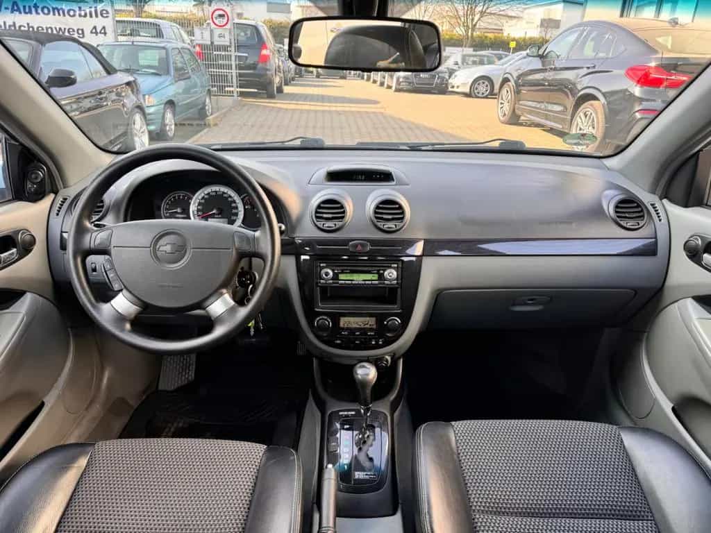 Chevrolet Lacetti 1.8 CDX 1.Hand Automatik Leder TÜV NEU 08/2009-photo-13