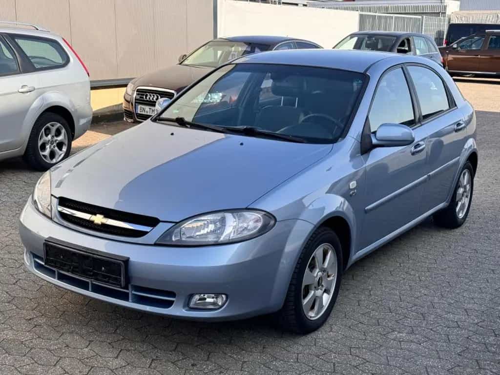 Chevrolet Lacetti 1.8 CDX 1.Hand Automatik Leder TÜV NEU 08/2009-photo-3