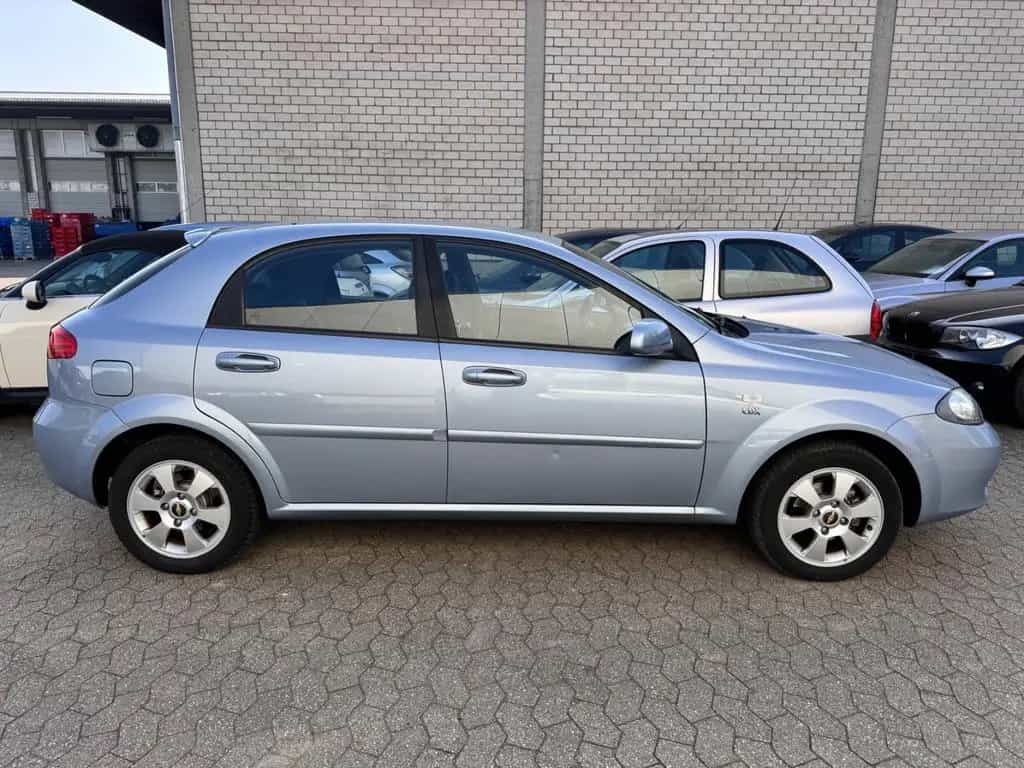 Chevrolet Lacetti 1.8 CDX 1.Hand Automatik Leder TÜV NEU 08/2009-photo-8