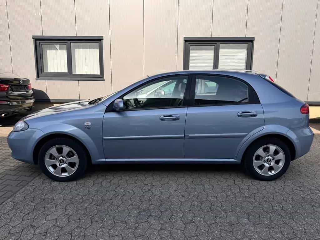 Chevrolet Lacetti 1.8 CDX 1.Hand Automatik Leder TÜV NEU 08/2009-photo-9