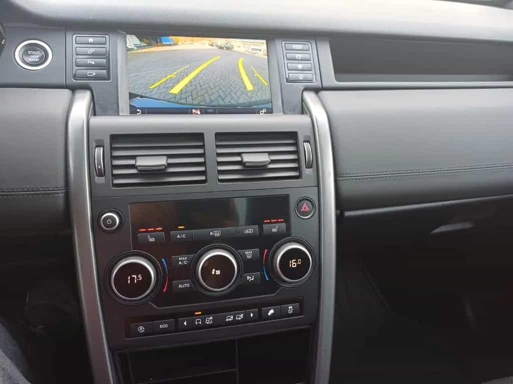 Land Rover Discovery Sport SE AWD LEDER PANO ATOMATIK AHK 05/2019-photo-25