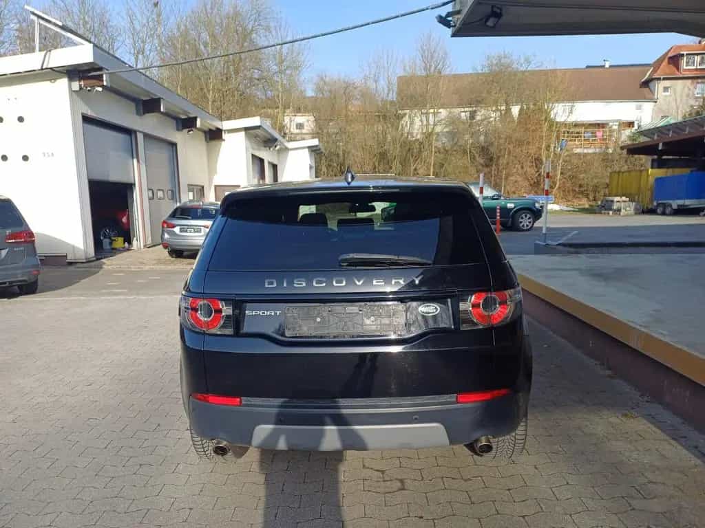 Land Rover Discovery Sport SE AWD LEDER PANO ATOMATIK AHK 05/2019-photo-31