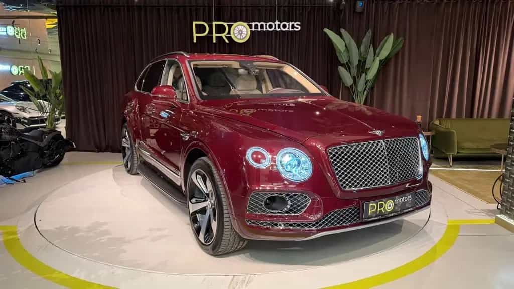 Bentley Bentayga 4.0 V8 Diesel 4WD Autom. 03/2018-photo-2