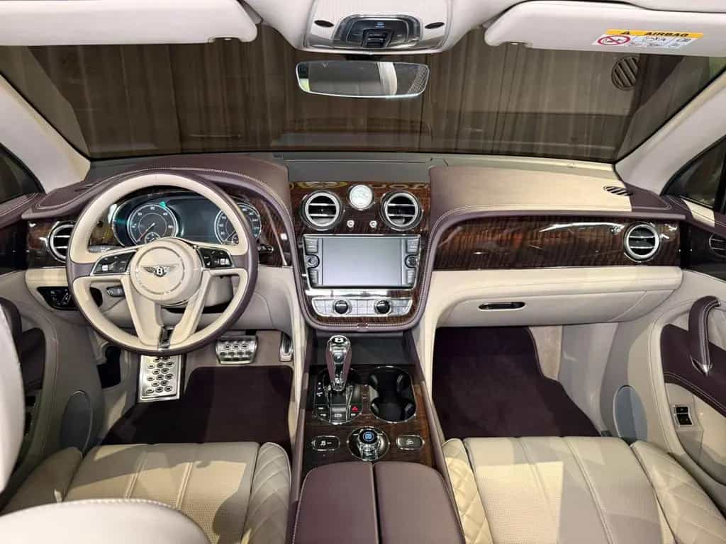 Bentley Bentayga 4.0 V8 Diesel 4WD Autom. 03/2018-photo-24