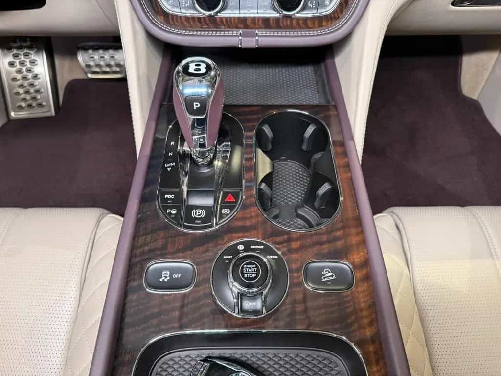 Bentley Bentayga 4.0 V8 Diesel 4WD Autom. 03/2018-photo-29