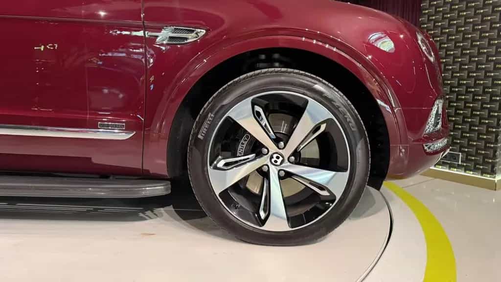 Bentley Bentayga 4.0 V8 Diesel 4WD Autom. 03/2018-photo-3