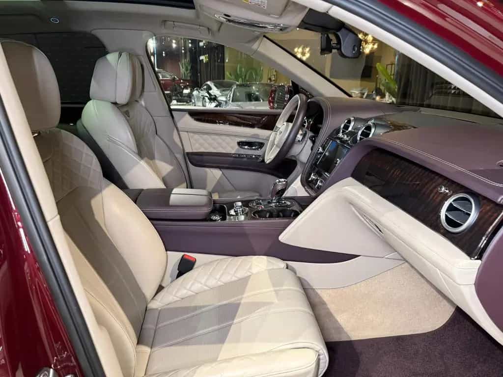 Bentley Bentayga 4.0 V8 Diesel 4WD Autom. 03/2018-photo-38