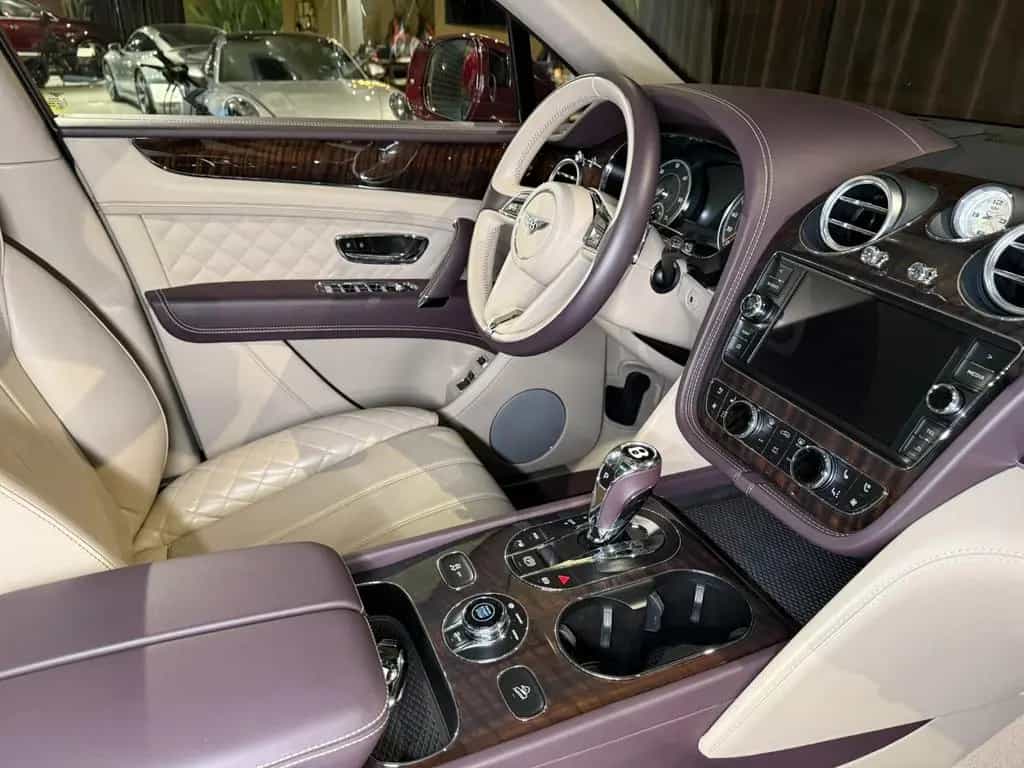 Bentley Bentayga 4.0 V8 Diesel 4WD Autom. 03/2018-photo-41
