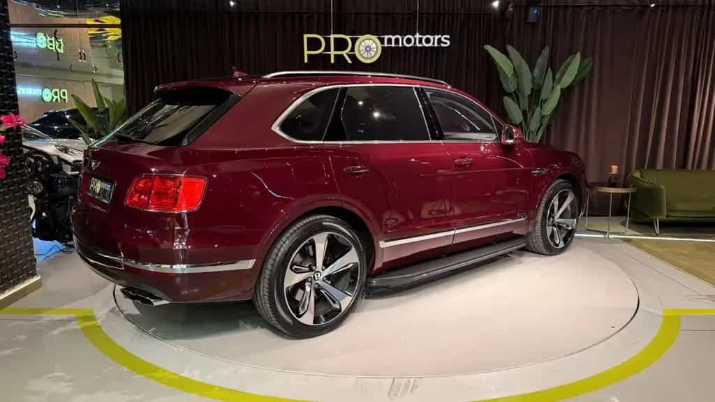Bentley Bentayga 4.0 V8 Diesel 4WD Autom. 03/2018-photo-5