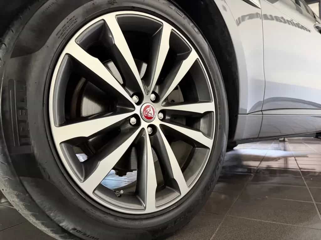 Jaguar F-Pace R-Sport AWD *LED+LEDER+KAMERA+PDC* 03/2020-photo-14