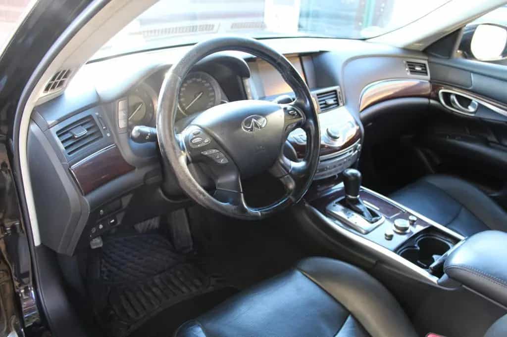 Infiniti Q70 2.2 d*TÜV NEU* 12/2016-photo-10