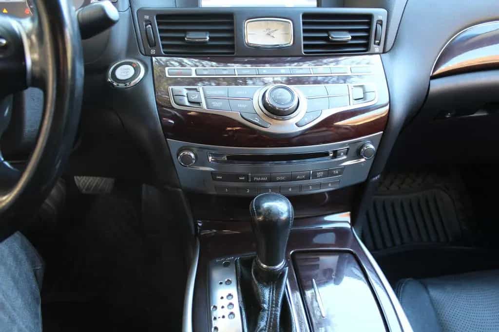 Infiniti Q70 2.2 d*TÜV NEU* 12/2016-photo-13