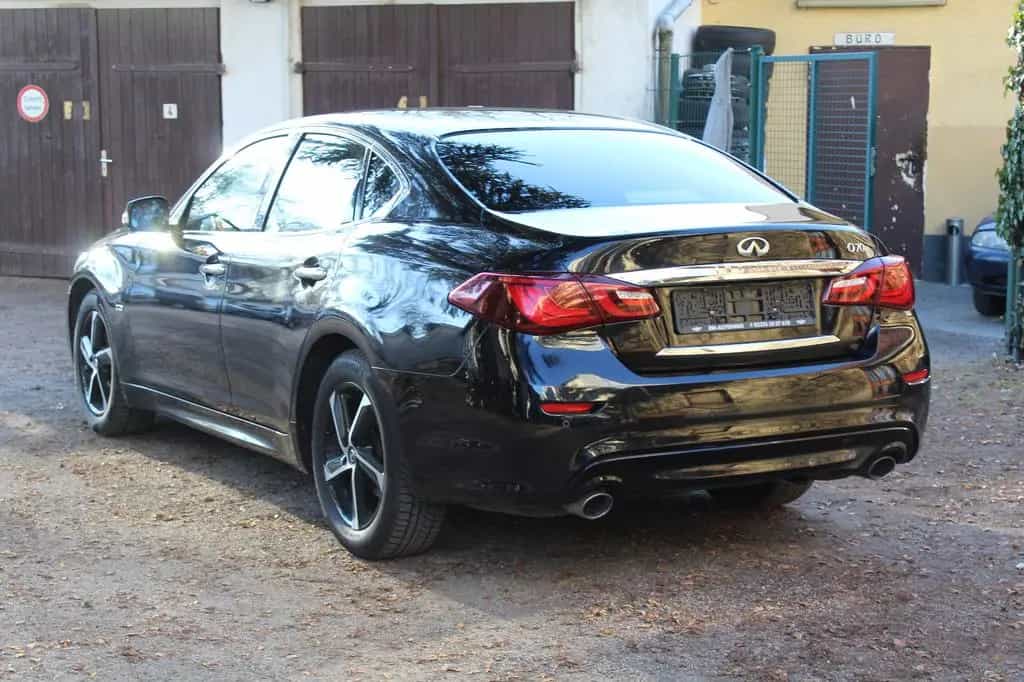Infiniti Q70 2.2 d*TÜV NEU* 12/2016-photo-2