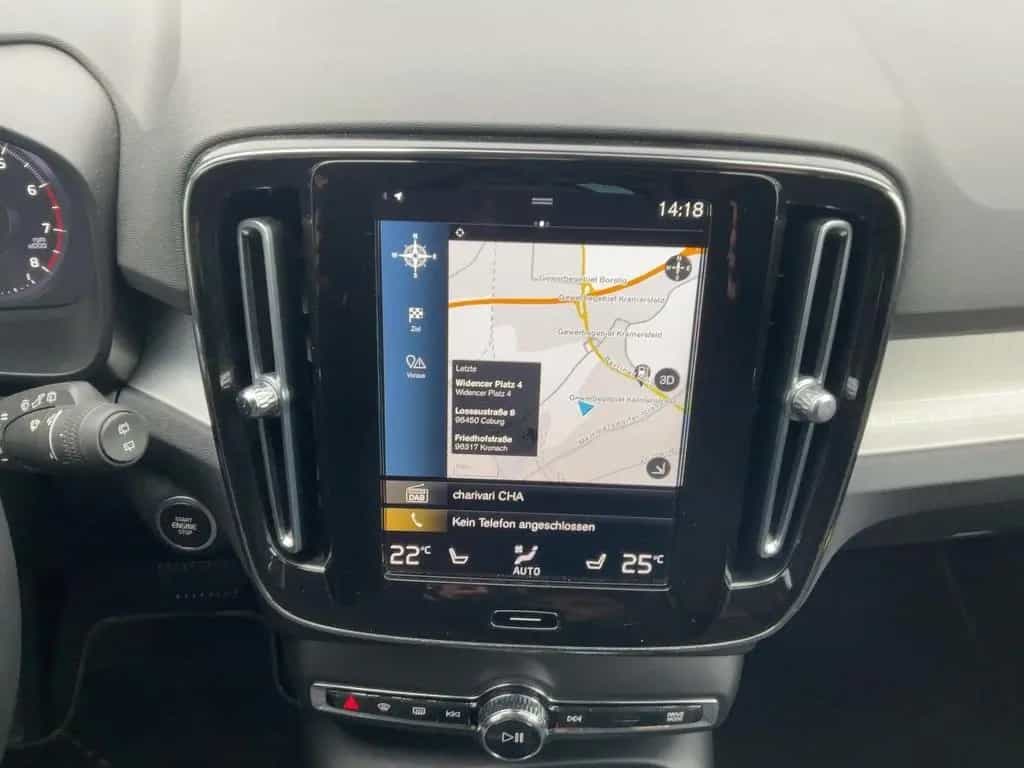 Volvo XC40 1.5 T3 2WD MOMENTUM PRO LED+NAV+SHZ+RFK+APP 12/2021-photo-10