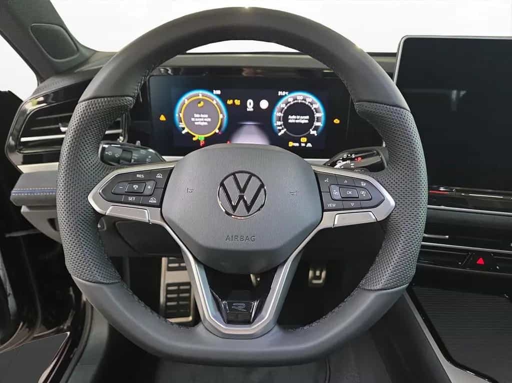 Volkswagen Passat R-Line 2,0 TDI (150 PS) DSG | IQ. | AHK 12/2025-photo-7