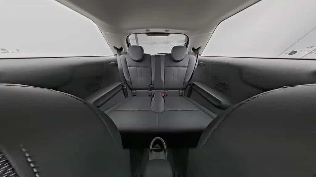 MINI Cooper C 02/2025-photo-13