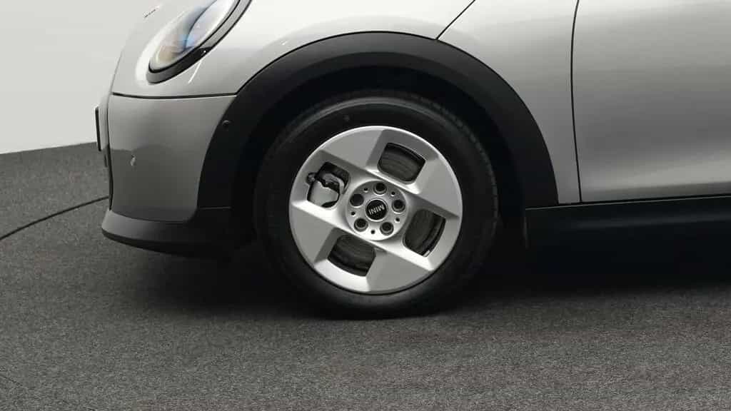 MINI Cooper C 01/2025-photo-17