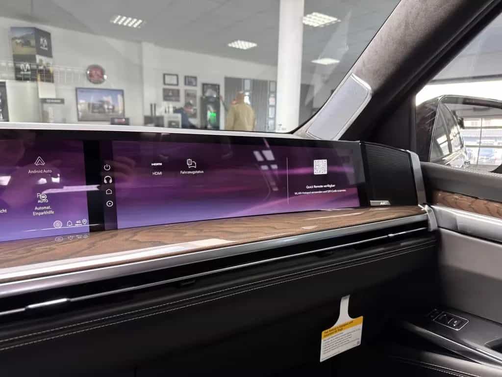 Cadillac Escalade Sport Platinum Black SUV 2026 22" AKG V null-photo-30