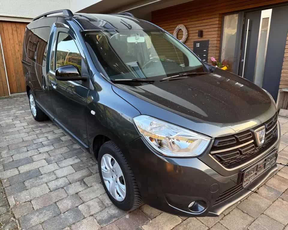 Dacia Dokker Comfort 131PS - Sehr gepflegt ! - 05/2020-photo-2