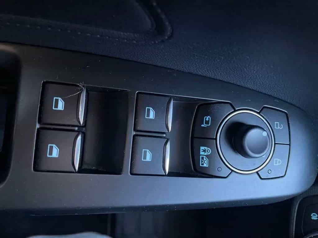 Ford Focus Turnier 1.0 l EcoBoost Hybrid (MHEV) ST-Li 10/2021-photo-12
