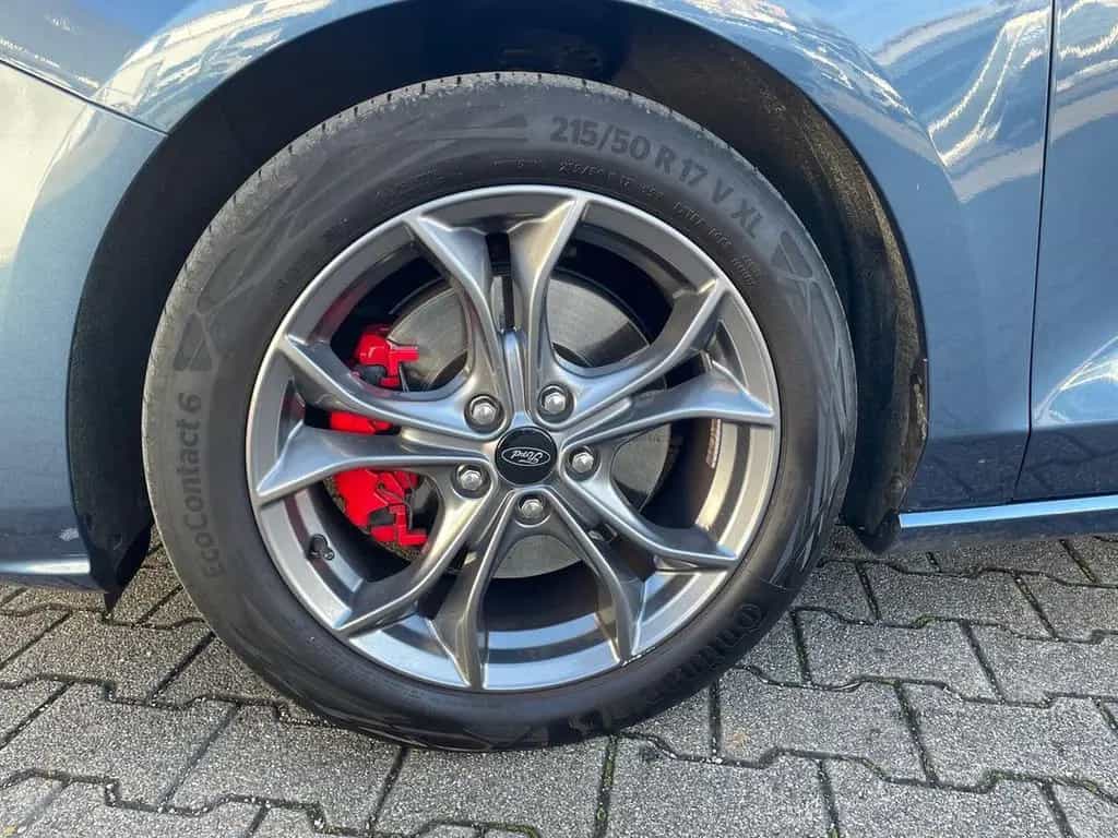 Ford Focus Turnier 1.0 l EcoBoost Hybrid (MHEV) ST-Li 10/2021-photo-4