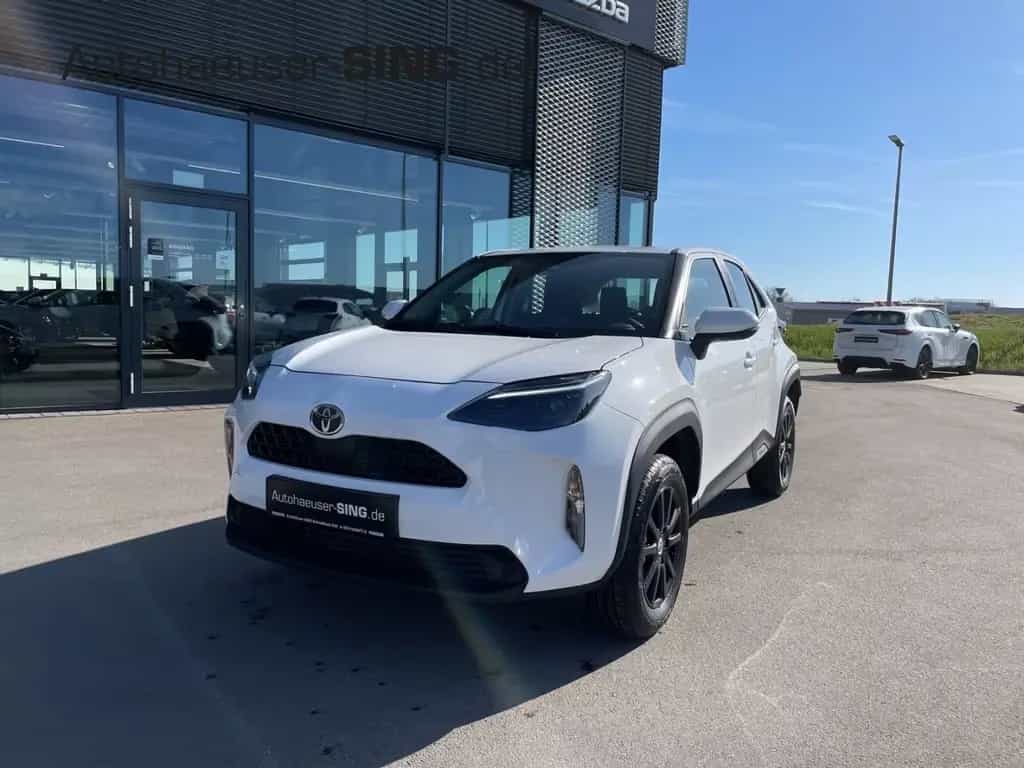 Toyota Yaris Cross HEV 116 CVT Klima Tempo Alu CarPlay 08/2025-photo-0